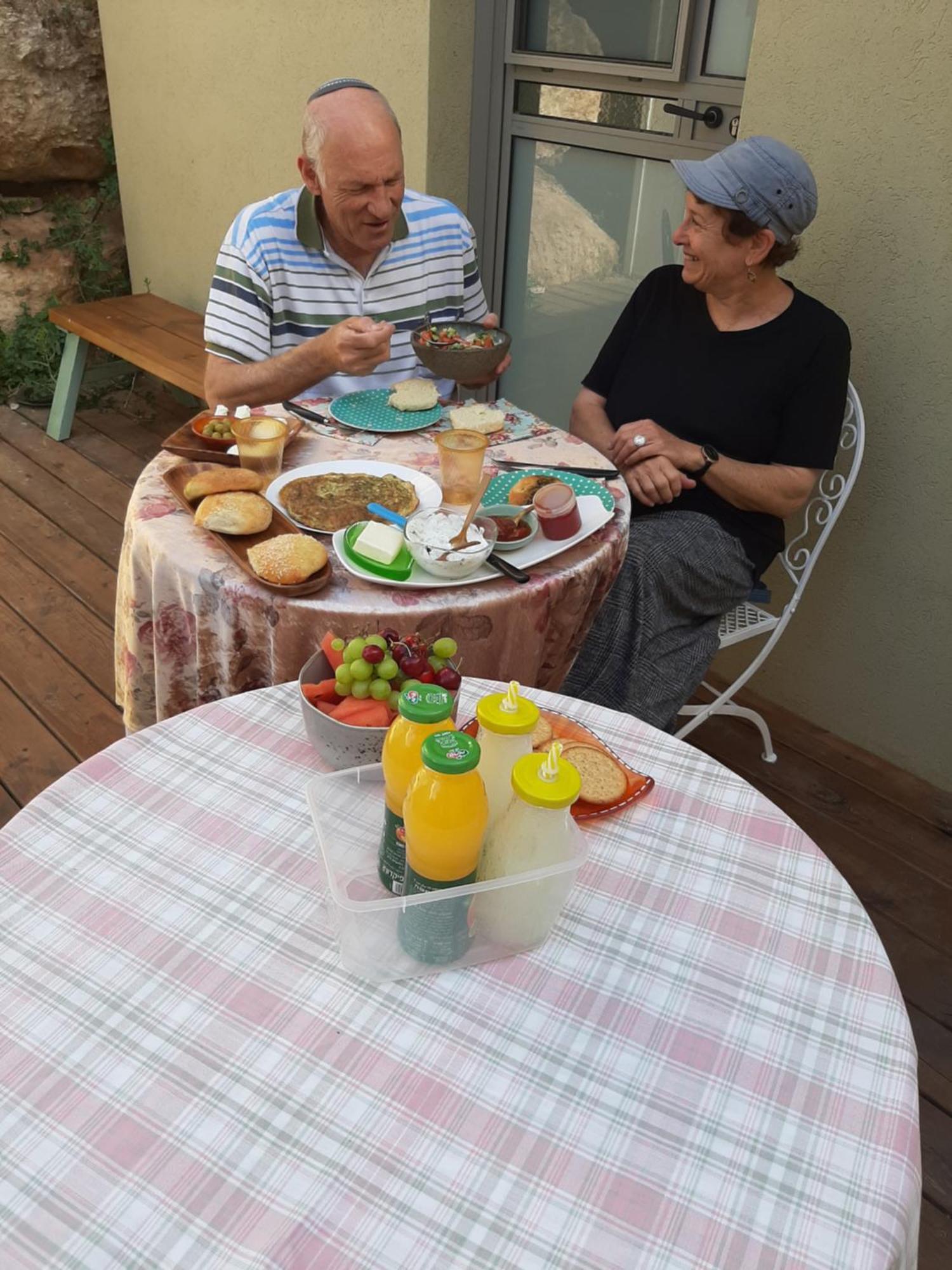 Galit'S Zimmer Guest House Sha'alvim Room photo